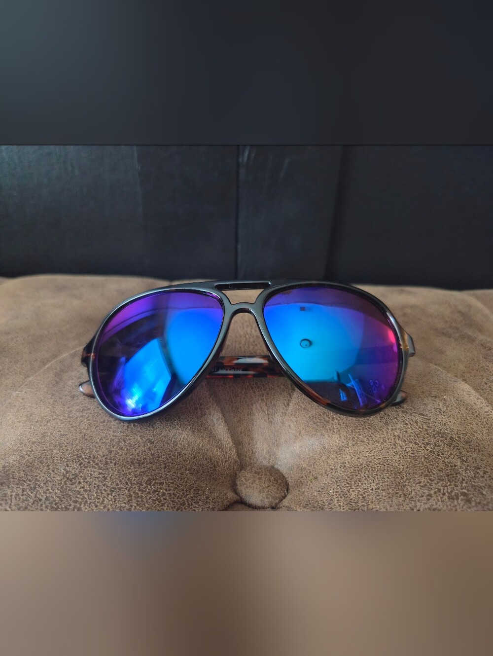 Women's Blue Mirrored Aviator Sunglasses